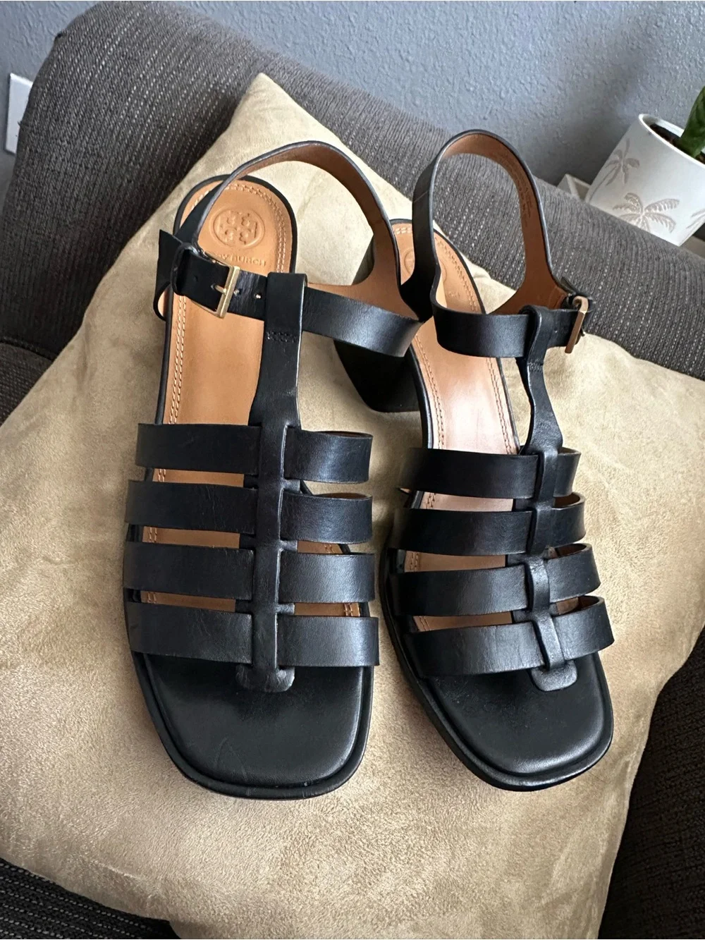 Tory Burch Black Leather Strappy Block Heel Sandals size 9 1/2